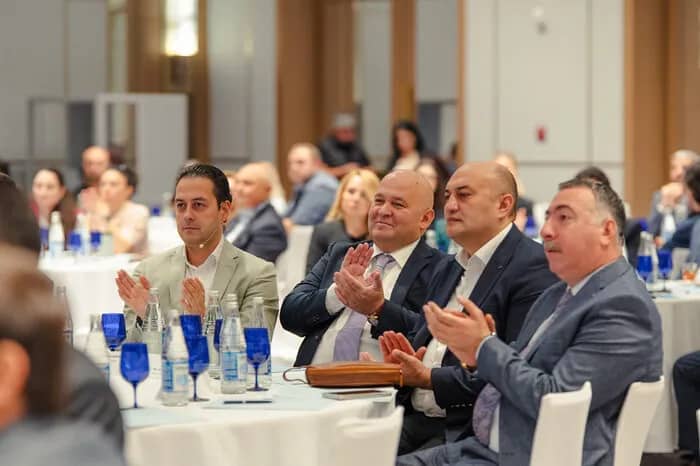 Конференция AmCham «Инновации и искусственный интеллект» (2 октября 2025)